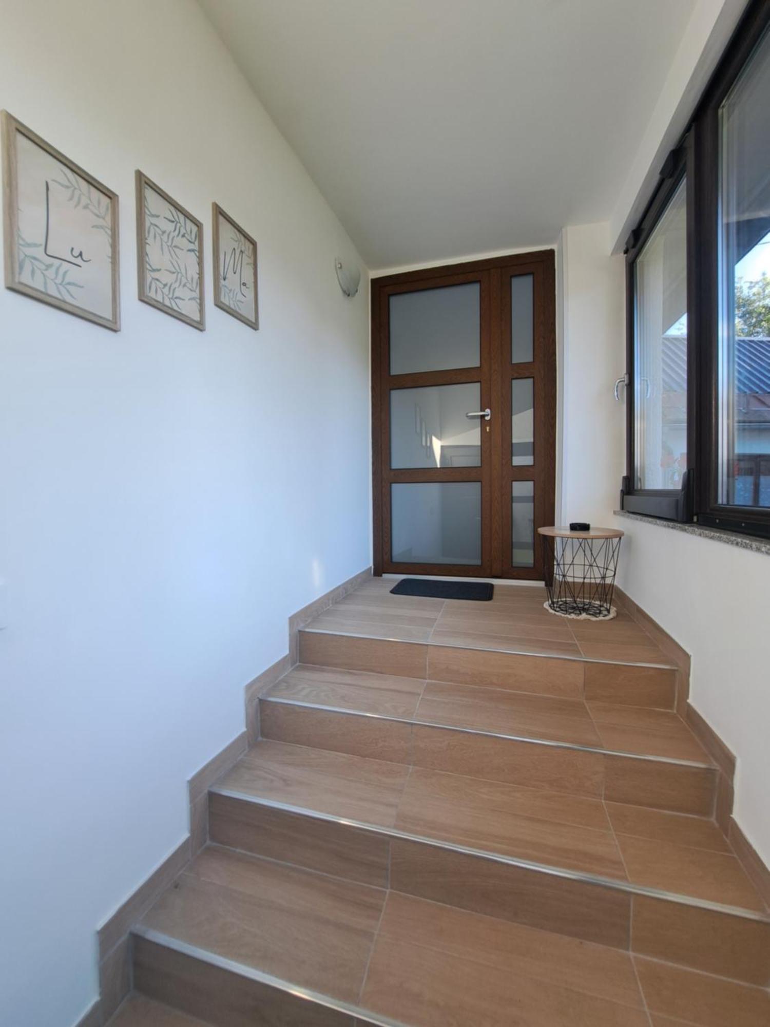 Apartman Luma Ґоспич Екстер'єр фото