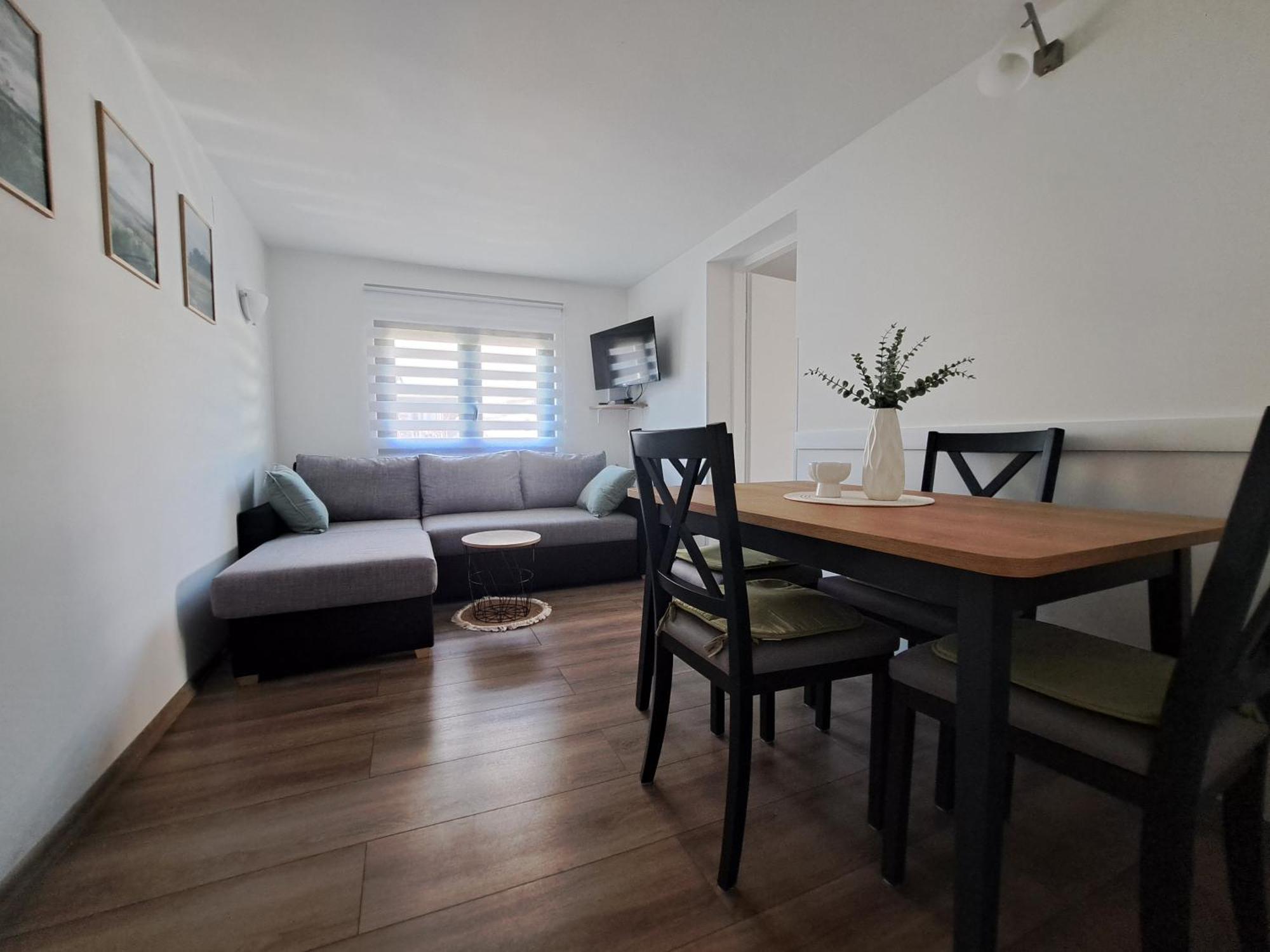 Apartman Luma Ґоспич Екстер'єр фото
